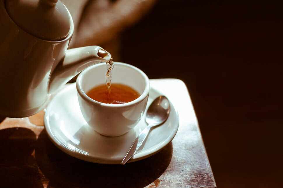 Meredakan Gejala Asam Lambung Dengan Konsumsi Minuman Ini