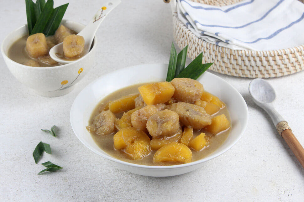 Kolak Pisang dan Es Buah. Mana Yang Lebih Sehat untuk Buka Puasa?